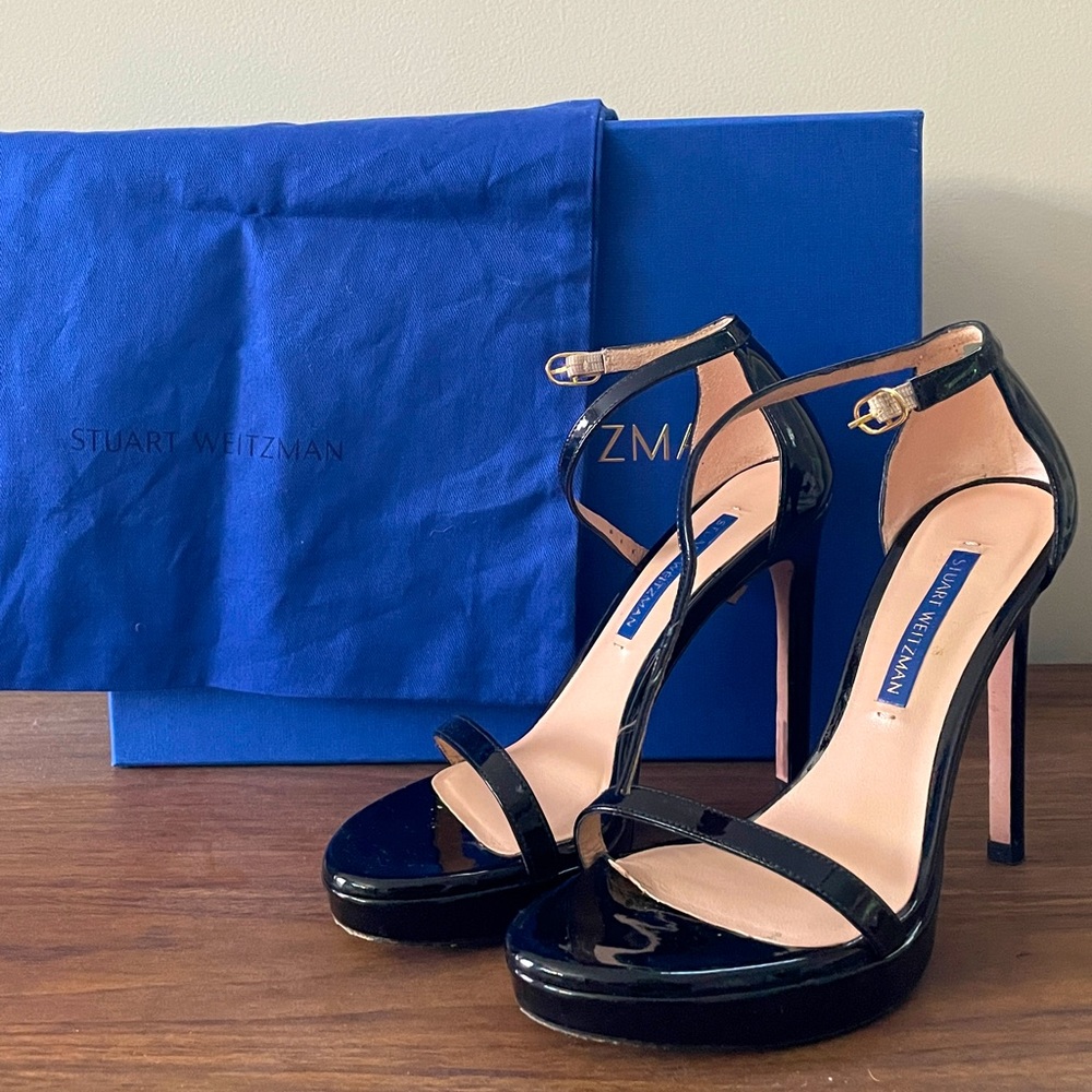 ALMOST NEW  Stuart Weitzman Nudist Disco Platform